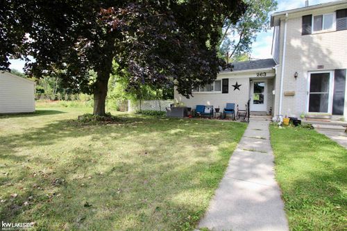 263 Carlson Street, Mt Clemens, MI, 48043 | Card Image