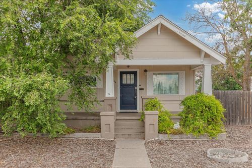 4004 N Lincoln St, Spokane, WA, 99205-1222 | Card Image