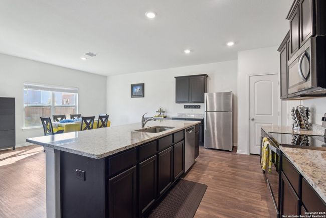 10947 Juliette Pass, House other with 4 bedrooms, 3 bathrooms and null parking in Converse TX | Image 10
