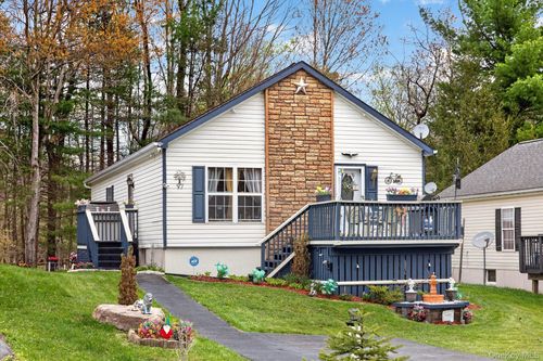 97 Timber Hill Ln, South Fallsburg, NY, 12779-5221 | Card Image