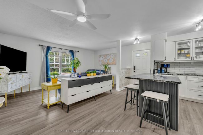 E101 - 182 D'arcy St, Condo with 2 bedrooms, 1 bathrooms and 1 parking in Cobourg ON | Image 8