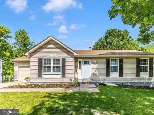 1710 Dennis Ct, District Heights, MD, 20747-2587 | Card Image