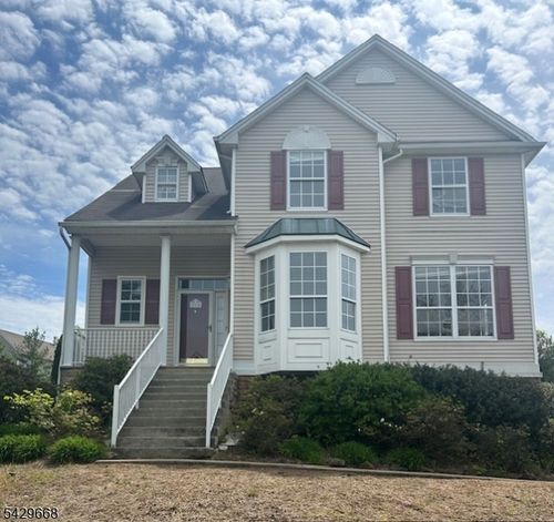 240 Winding Hill Dr, Hackettstown, NJ, 07840-5662 | Card Image