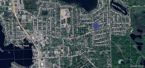 957 Miller Rd, Lake Orion, MI, 48362-1939 | Card Image