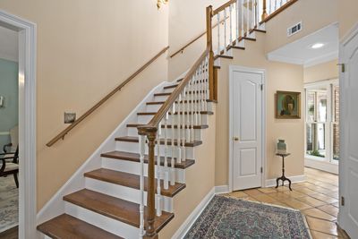 Foyer | Image 2