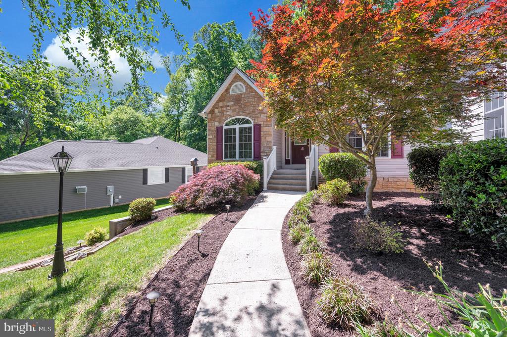 Residential in LOCUST GROVE 4