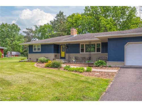 615 S Eisenhower Dr, Saint Croix Falls, WI, 54024-9408 | Card Image
