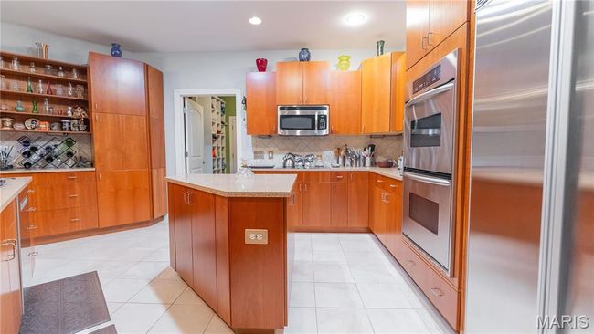 672 N High Post Rd, House other with 4 bedrooms, 3 bathrooms and 2 parking in Augusta MO | Image 7