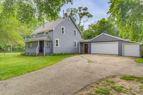 N9147 Stone School Road, East Troy, WI, 53120 | Card Image