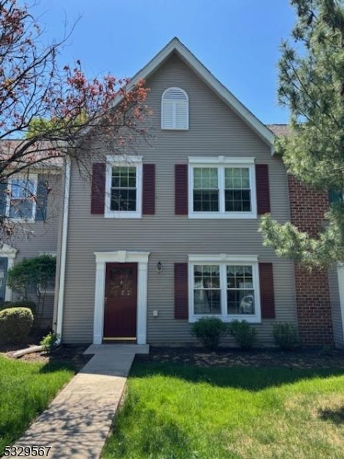 145 Lindsey Ct, FRANKLIN PARK, NJ, 08823-1534 | Card Image
