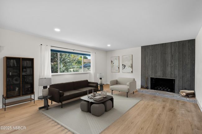 Living Room | Image 5