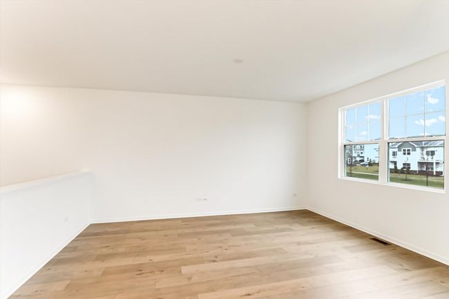 271 Kingsport Dr, Townhouse with 3 bedrooms, 3 bathrooms and 2 parking in South Elgin IL | Image 4