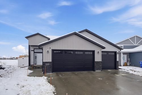 2551 72nd Ave S, Fargo, ND, 58104-7932 | Card Image