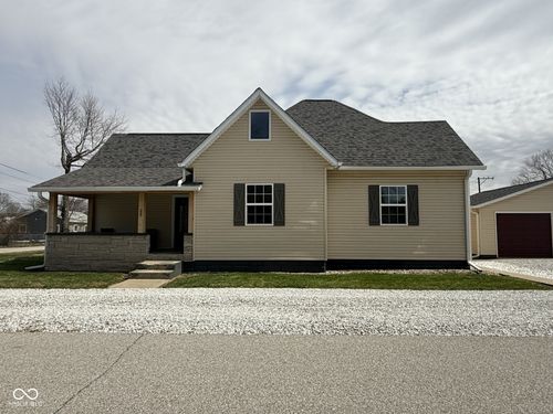 402 S Mulberry St, Fairland, IN, 46126-2062 | Card Image