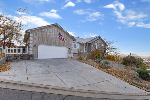 638 Scenic Hills Dr, North Salt Lake, UT, 84054-1758 | Card Image