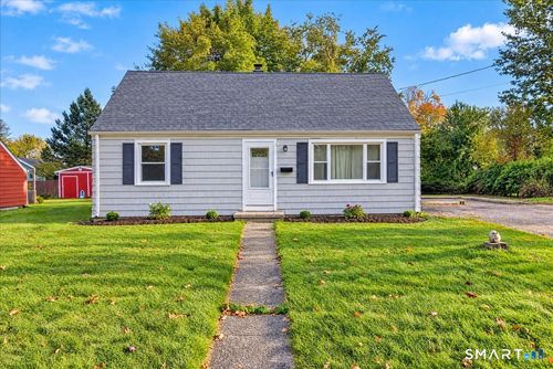 33 Northwood Pl, Milford, CT, 06461-4045 | Card Image