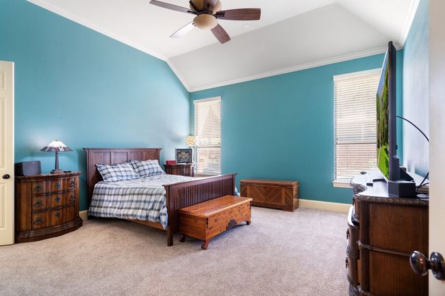 9135 Parson Dr, House other with 5 bedrooms, 4 bathrooms and null parking in Lantana TX | Image 13