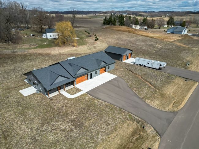 4165 667 Th Ave, House other with 3 bedrooms, 3 bathrooms and null parking in MENOMONIE WI | Image 9