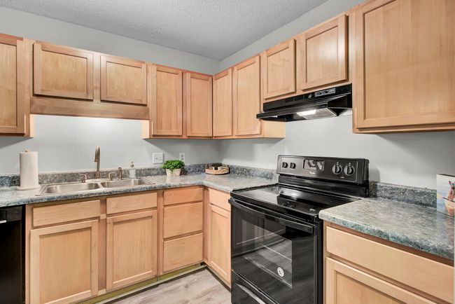 21 Rivers Point Row 4B | Image 7