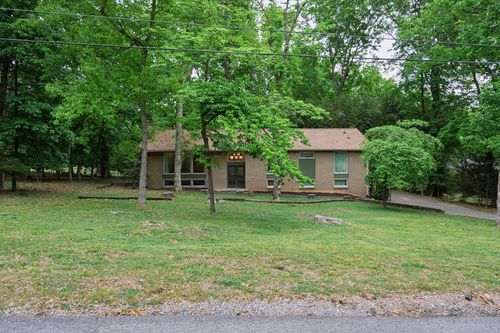 123 Trail East Dr, Hendersonville, TN, 37075-4333 | Card Image