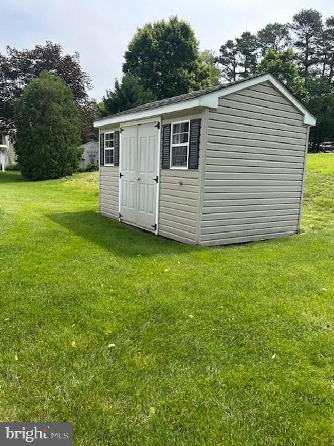 7 Royal Oak Dr, House other with 3 bedrooms, 2 bathrooms and null parking in Cream Ridge NJ | Image 30