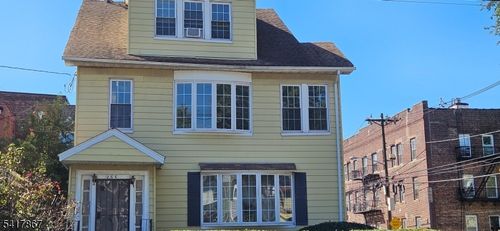 1-264 Pomona Ave, Newark, NJ, 07112-1427 | Card Image