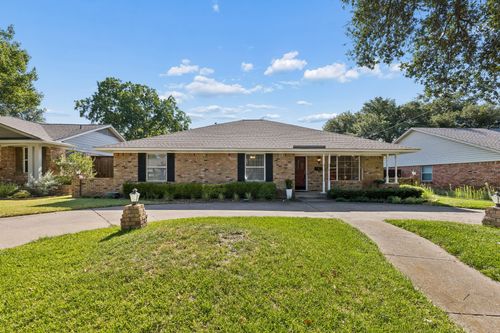 10146 Coveridge Dr, Dallas, TX, 75238-1521 | Card Image