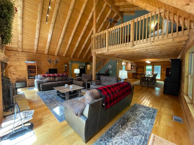 303 Westview Est, House other with 5 bedrooms, 3 bathrooms and null parking in Manchestr Ctr VT | Image 12