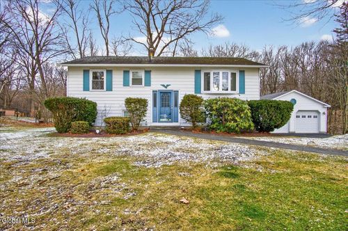 7 Bluebird Court, Waterford, NY, 12188 | Card Image