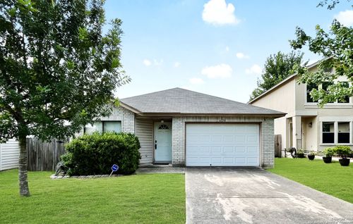 6730 Melody Canyon Dr, San Antonio, TX, 78239-1815 | Card Image