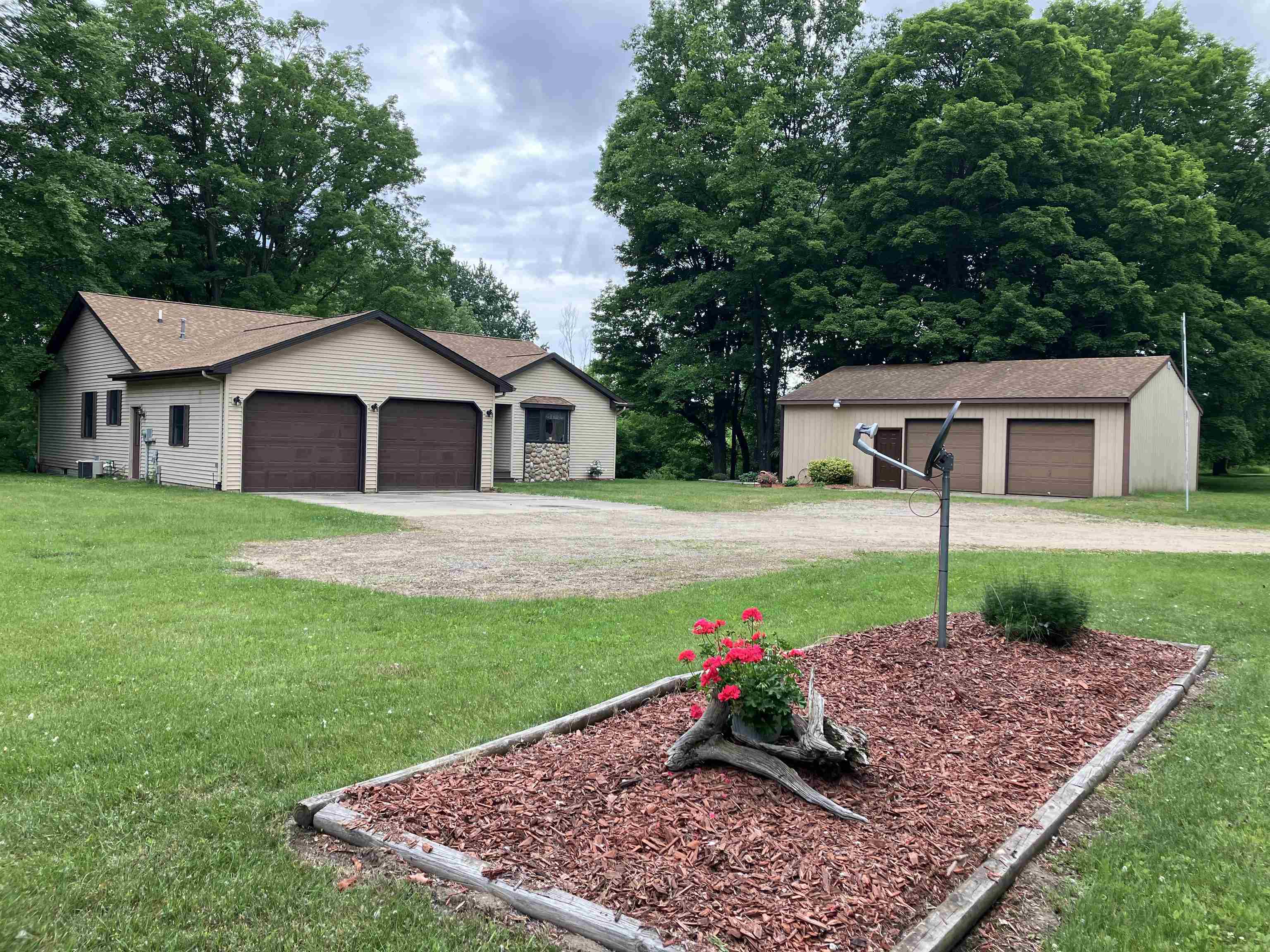 Bard Rd, Beaverton, MI 48612