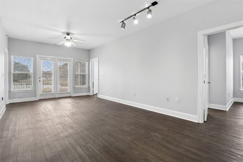 apt-3101-1901 Crossing Pl, Austin, TX, 78741-3396 | Card Image