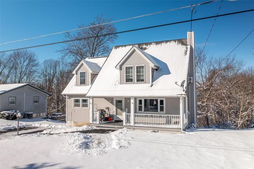 47 Gleason Blvd, Pleasant Valley, NY, 12569-7764 | Card Image