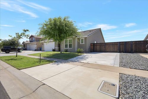 668 Atherton Way, Plumas Lake, CA, 95961-8914 | Card Image