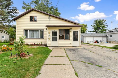 421 N Main Street, FALL RIVER, WI, 53932 | Card Image