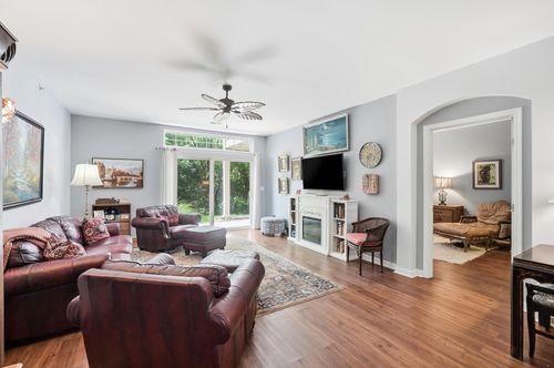 449 Southwind Ln, Ludlow, KY, 41016-1715 | Card Image