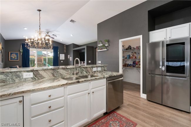 Kitchen | Image 5