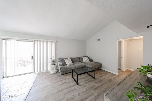 1870 E Kirkland Lane, Tempe, AZ, 85281 | Card Image