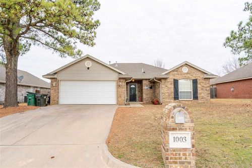 1003 Mahar Drive, Perkins, OK, 74059-9106 | Card Image