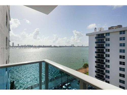 8c-7501 E Treasure Dr, North Bay Village, FL, 33141-4303 | Card Image