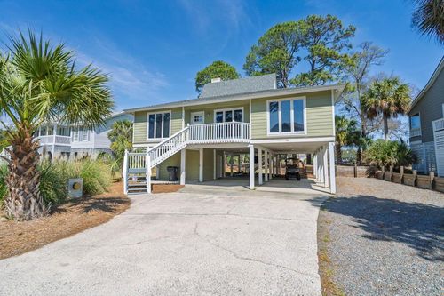 60 Rice Ln, Edisto Island, SC, 29438-3640 | Card Image