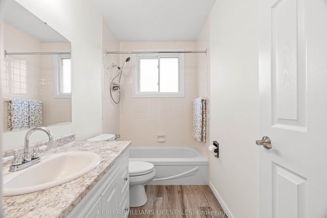 60 James St N, House other with 3 bedrooms, 2 bathrooms and 2 parking in Forest ON | Image 17