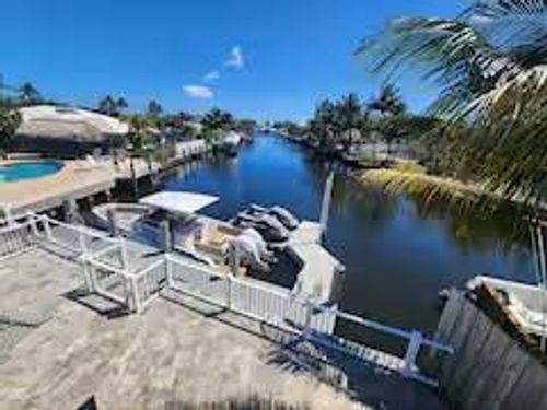 5720 Ne 27th Ave, Fort Lauderdale, FL, 33308-2704 | Card Image