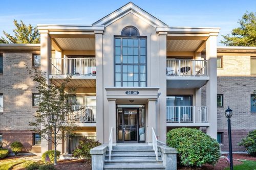 apt-25-14 Bourbon St, Peabody, MA, 01960-7405 | Card Image