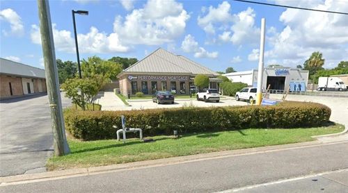 1000 E Judge Perez Dr, Chalmette, LA, 70043-5305 | Card Image