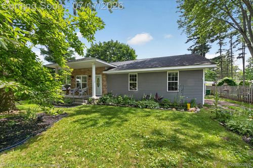 744 S Park St, Highland, MI, 48356-2632 | Card Image