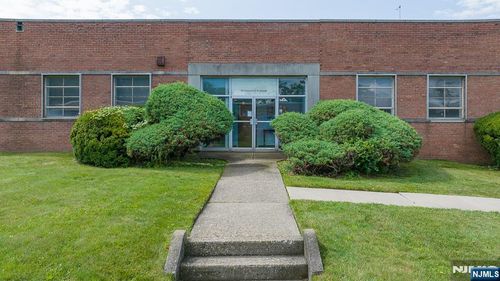 30 Industrial Ave, Mahwah, NJ, 07430-2207 | Card Image