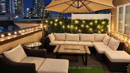 912-50 Western Battery Rd, Toronto, ON, M6K3P1 | Card Image