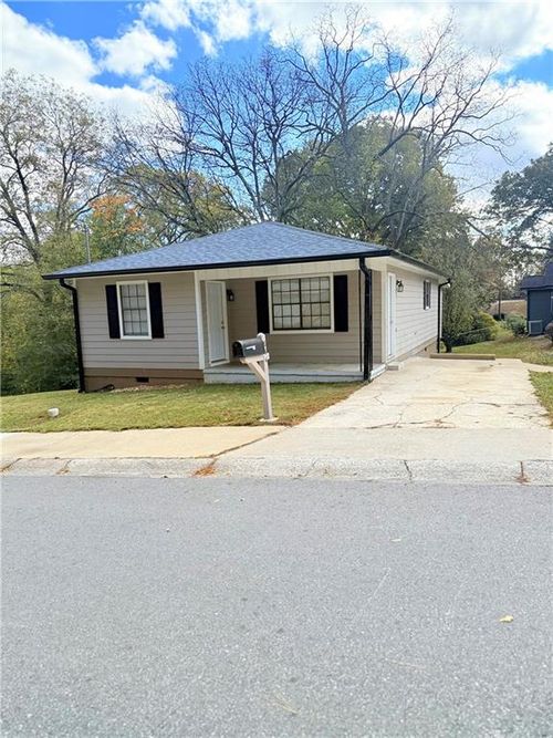 554 Fort St Ne, Marietta, GA, 30060-1779 | Card Image