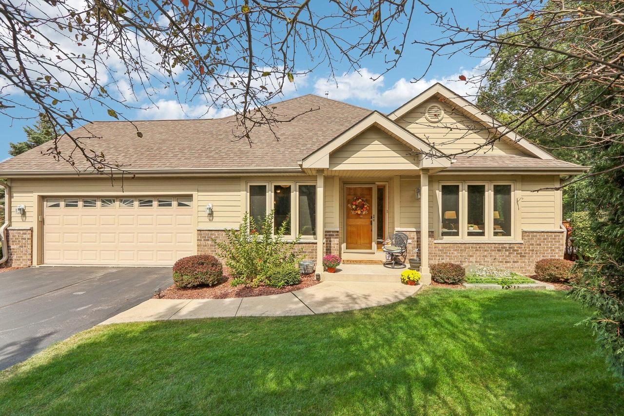 Fieldstone Ct, Franklin, WI 53132